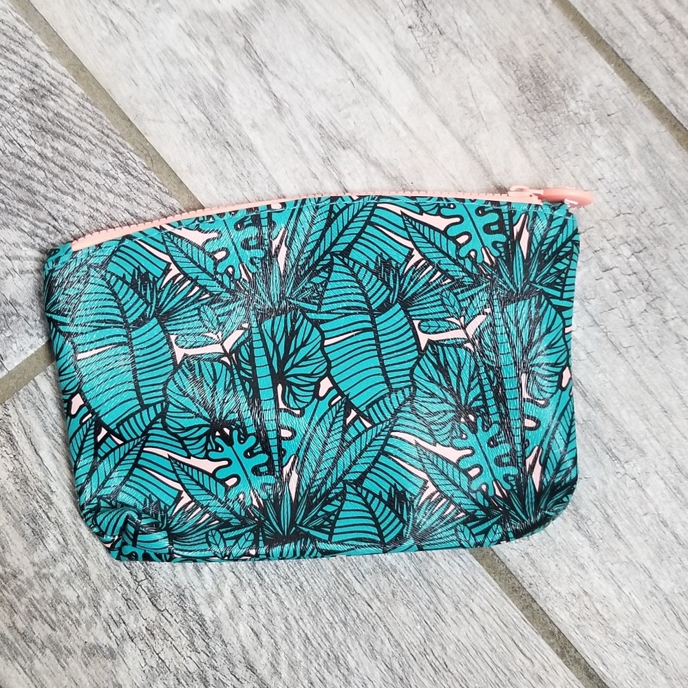 July Ipsy Make-up Bag